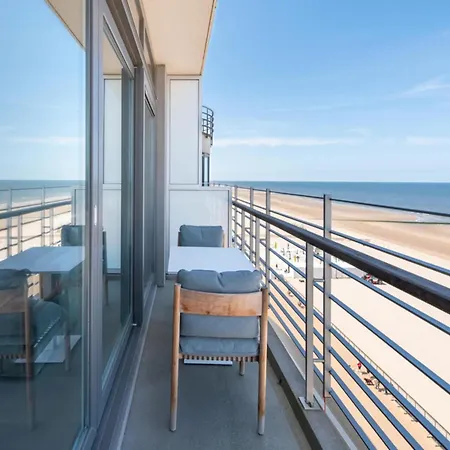 Duplex By The Coast With Stunning Sea Views Ostenda