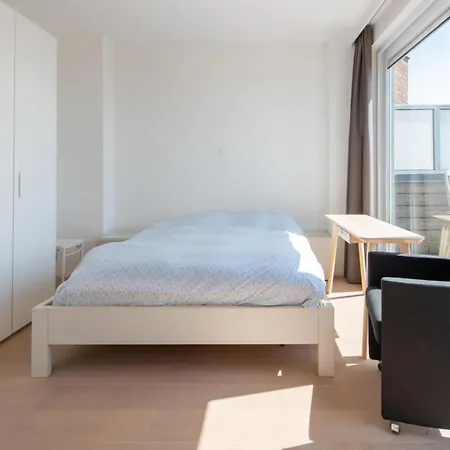 Апартаменты Duplex By The Coast With Stunning Sea Views Остенде